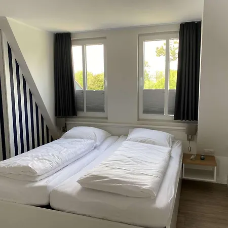 Blanker Hans 5 Daire *